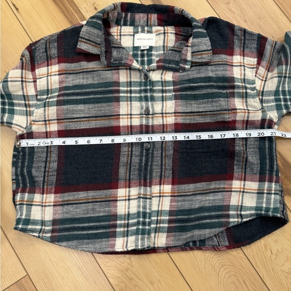 AE Cropped Flannel - Picture 6 of 7